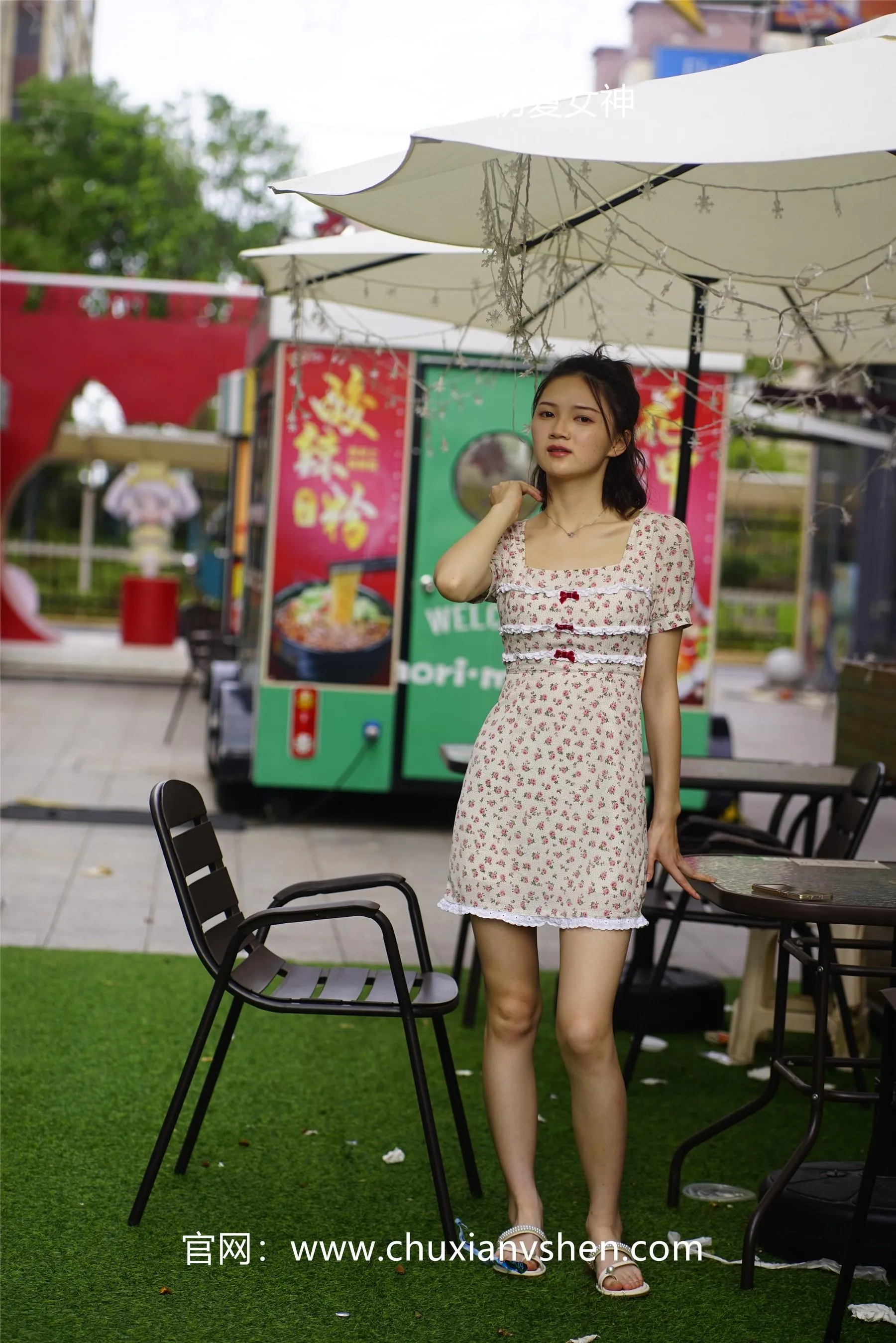 初夏女神 NO.043 大发 碎花小裙 [136P]插图1